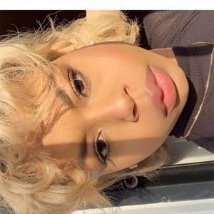 Meet your Posher, Brianna